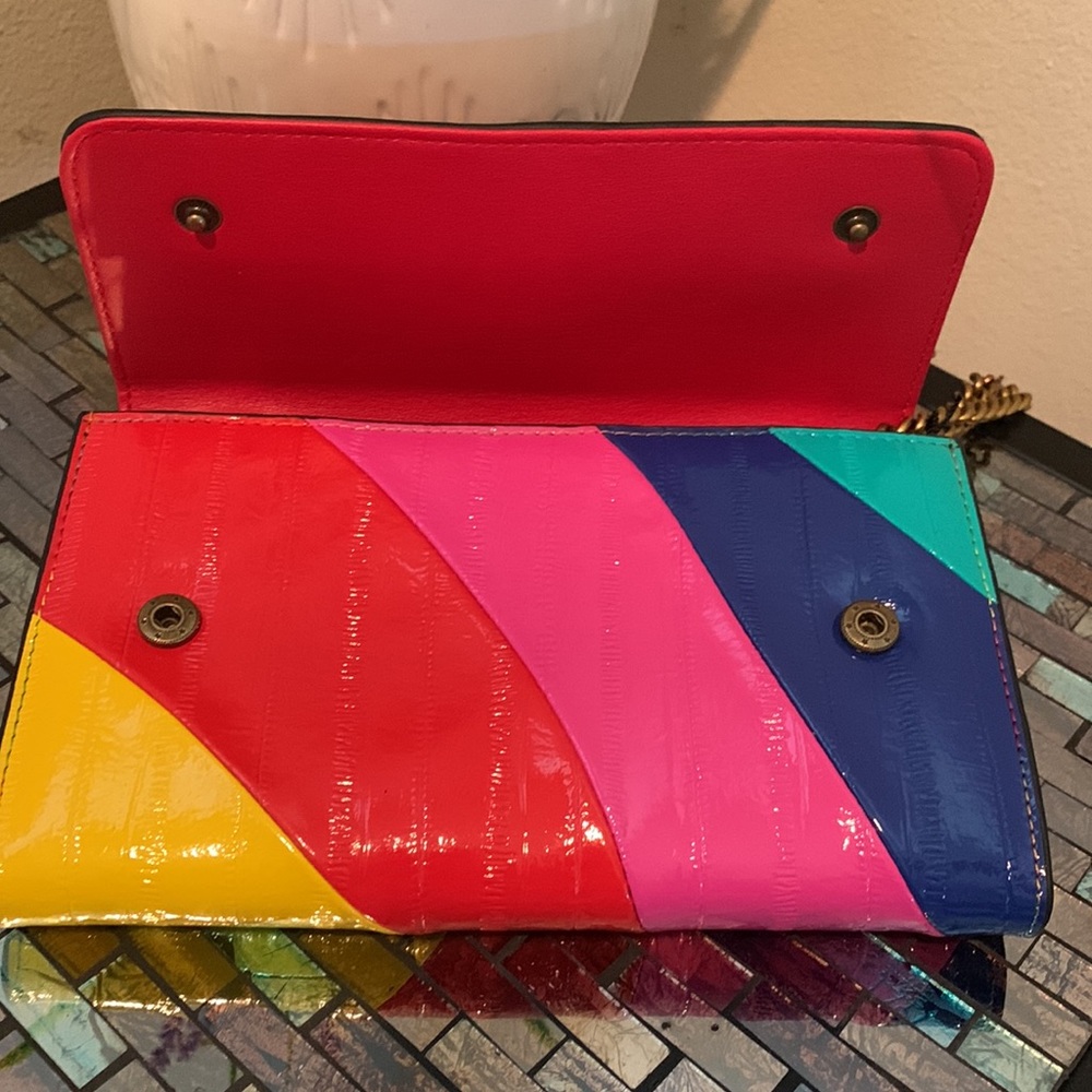 - Kurt Geiger London Rainbow Stripe Leather Chain Wallet
KURT GEIGER LONDON - Picture 12 of 16